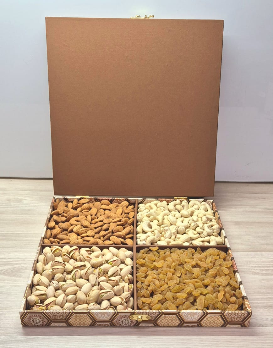 Traditional Nut Case